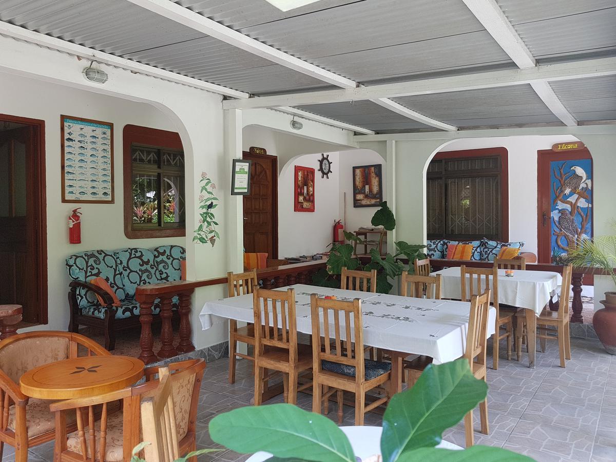 Buisson Guesthouse La Digue Buitenkant foto